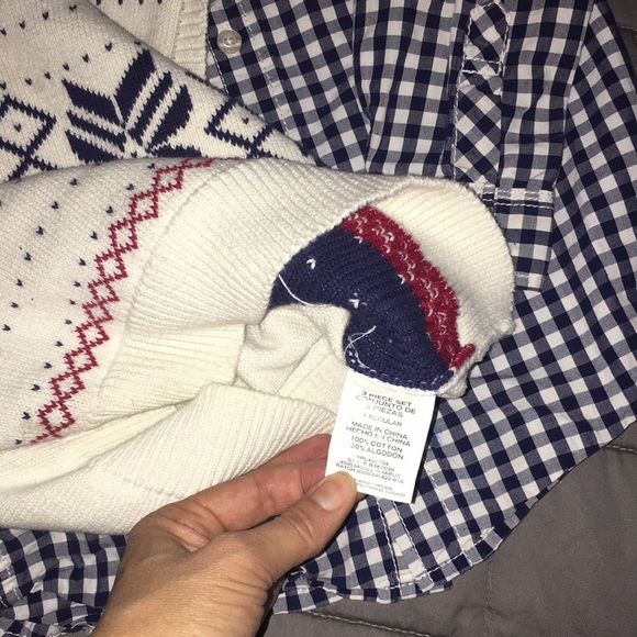 Tommy Hilfiger 2-Piece Set Sleeveless Vest & Button-Down Collared Shirt sz 6 - Picture 9 of 9